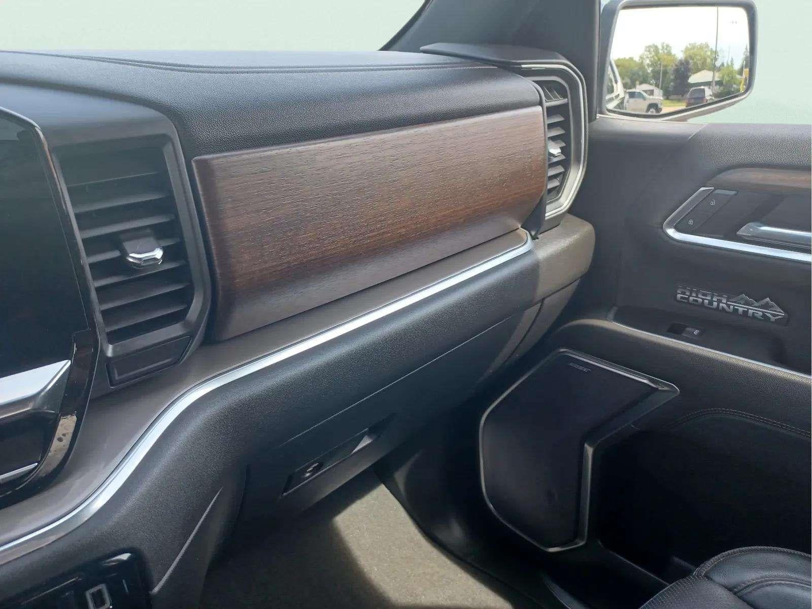 2022 Chevrolet Silverado 1500 High Country