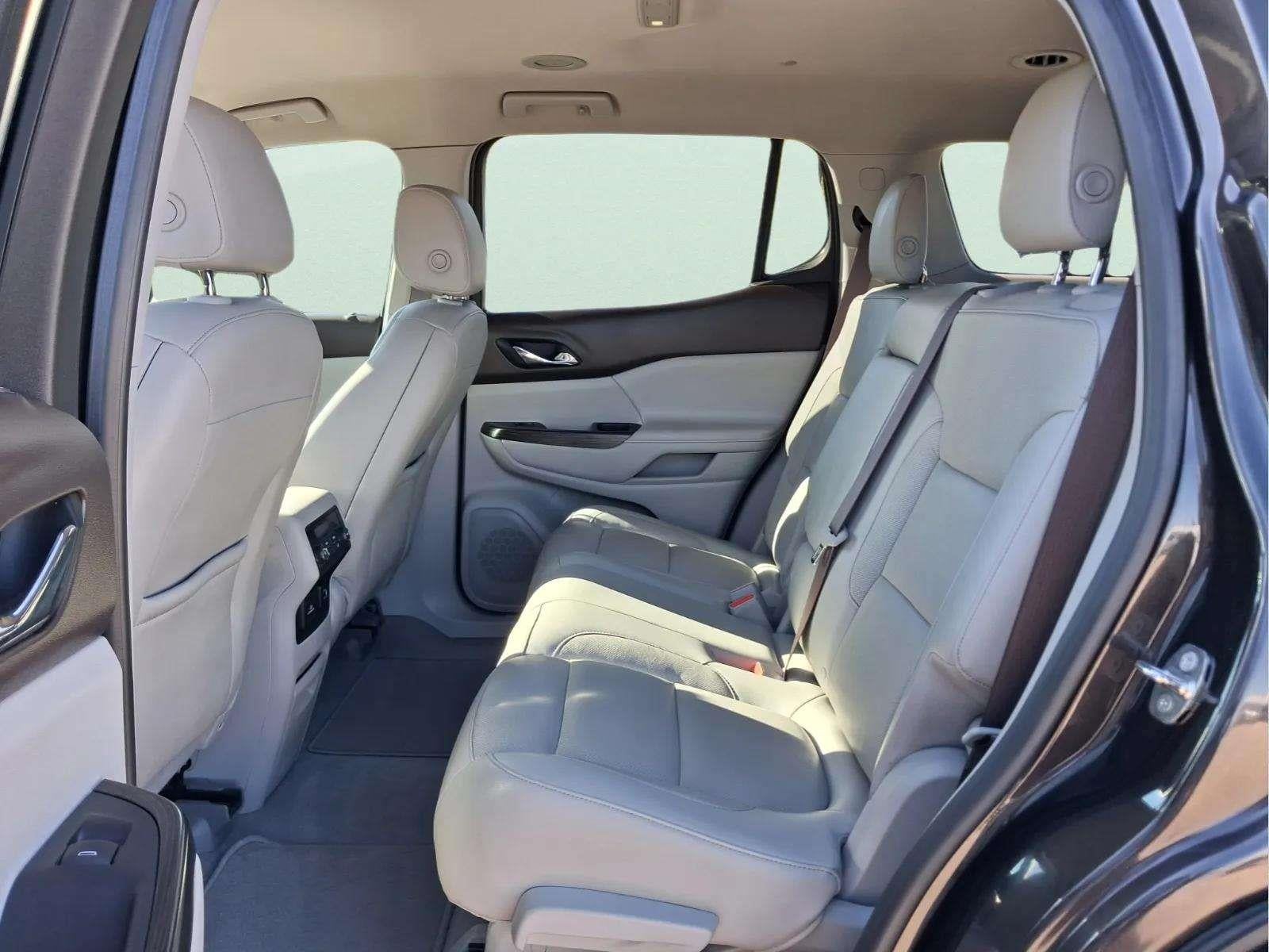 2018 GMC Acadia SLT