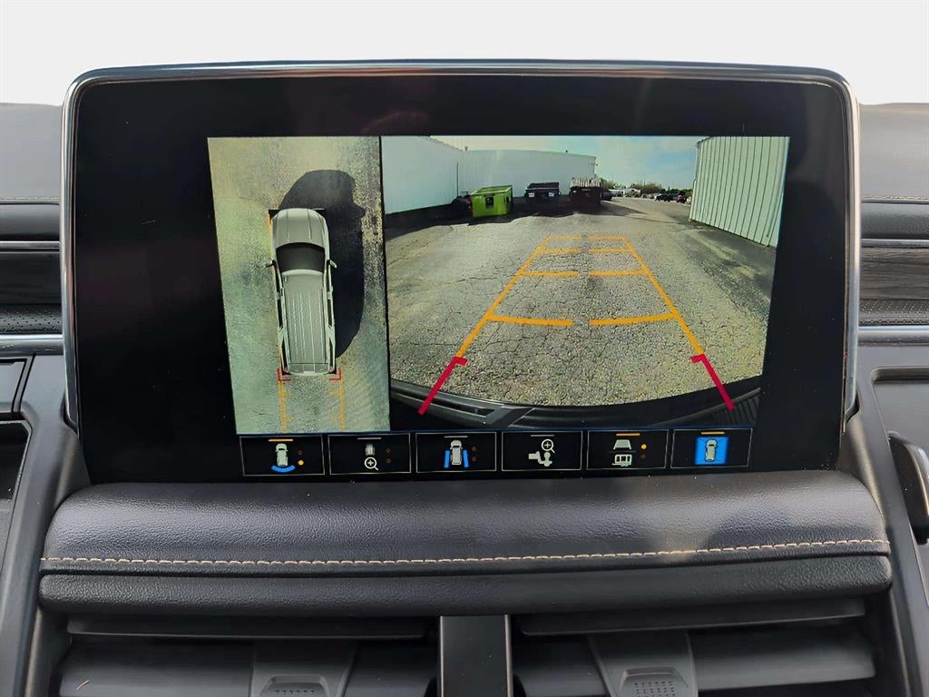 2022 GMC Yukon XL SLT