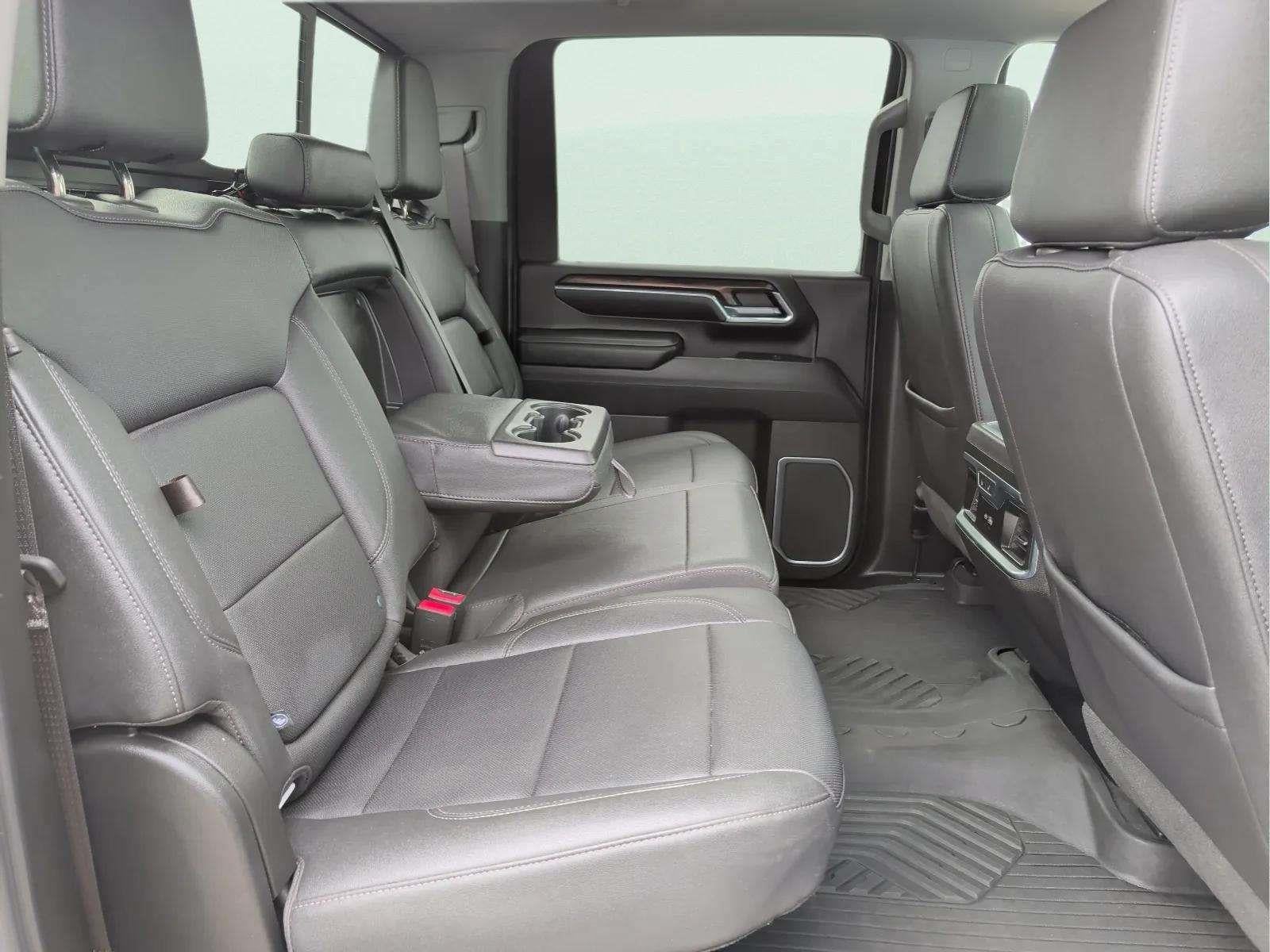 2024 GMC Sierra 2500 HD SLT