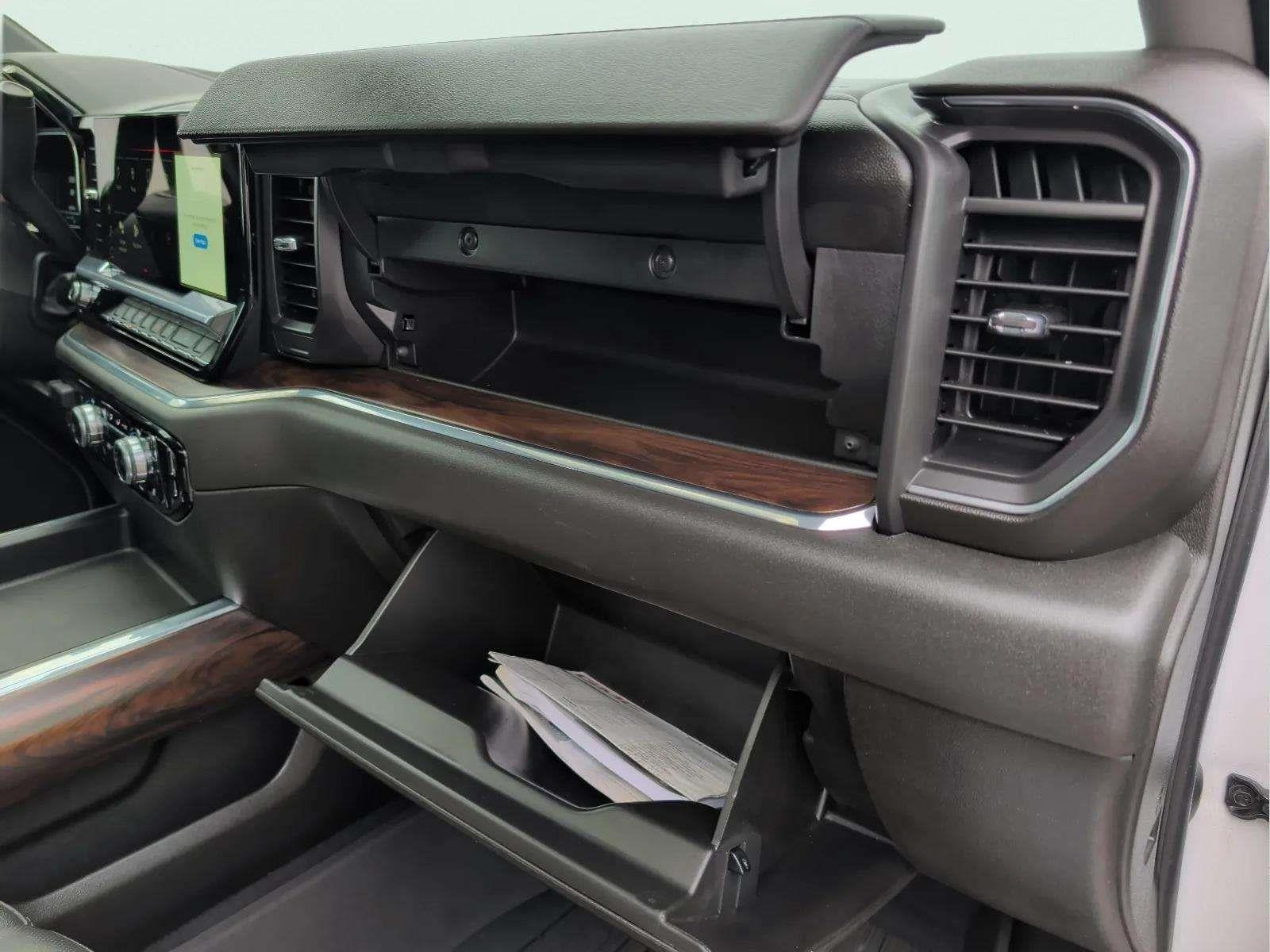 2024 GMC Sierra 2500 HD SLT