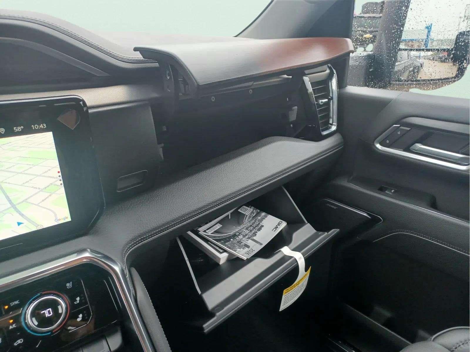 2026 GMC Sierra 3500 HD Denali DRW