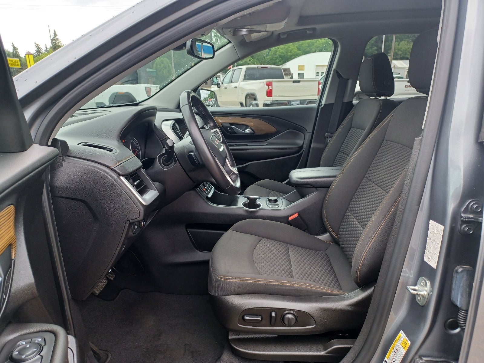 2021 GMC Terrain SLE